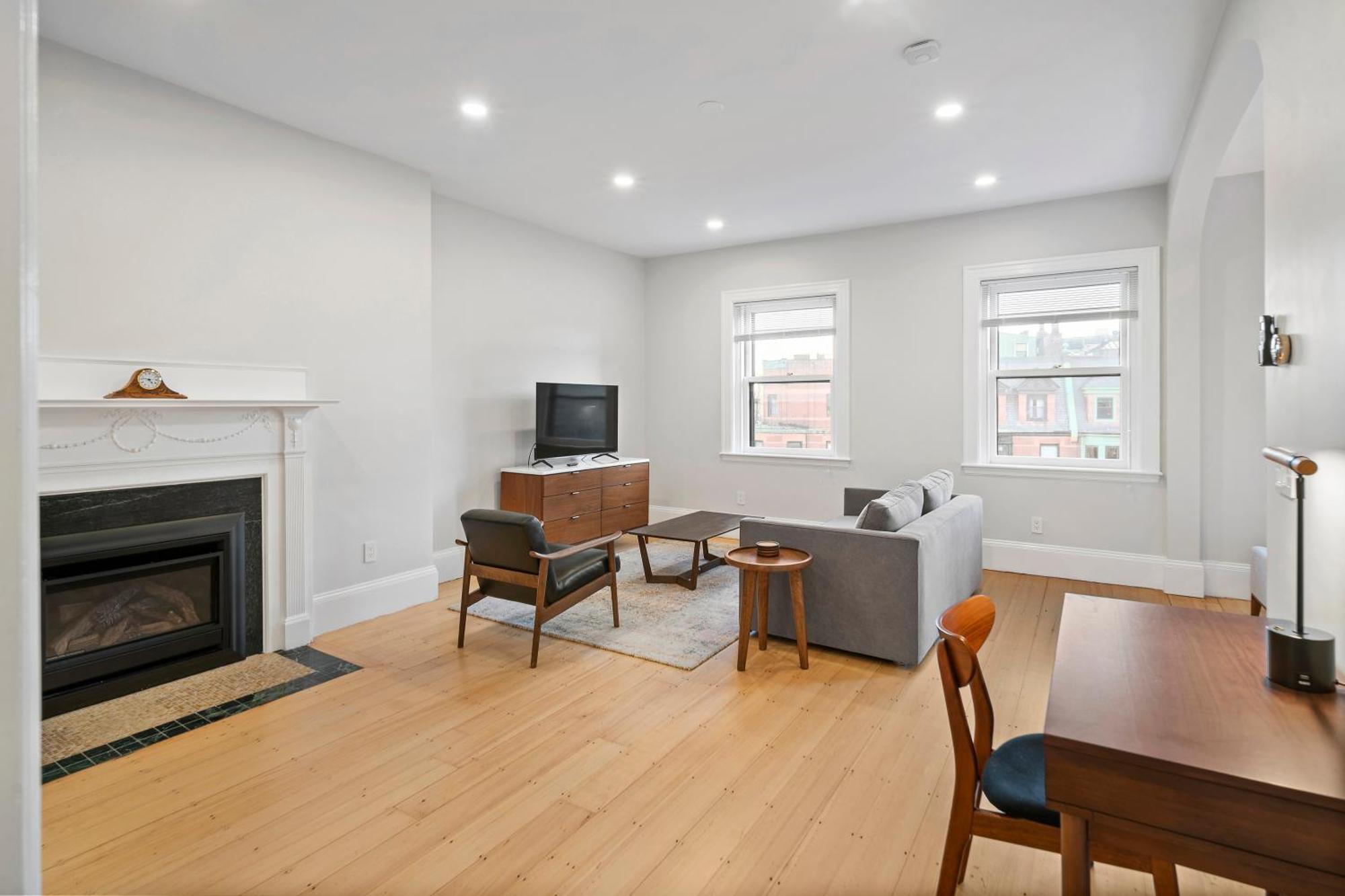 Charlesgate Suites ボストン エクステリア 写真