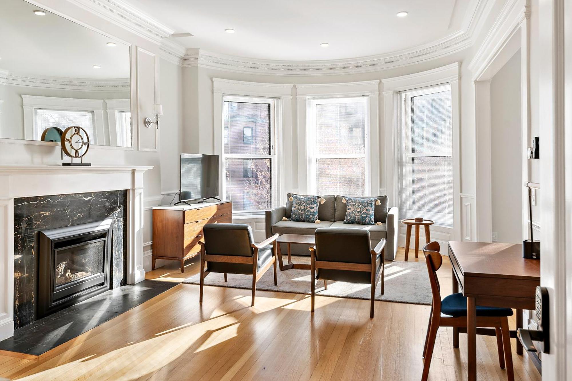 Charlesgate Suites ボストン エクステリア 写真