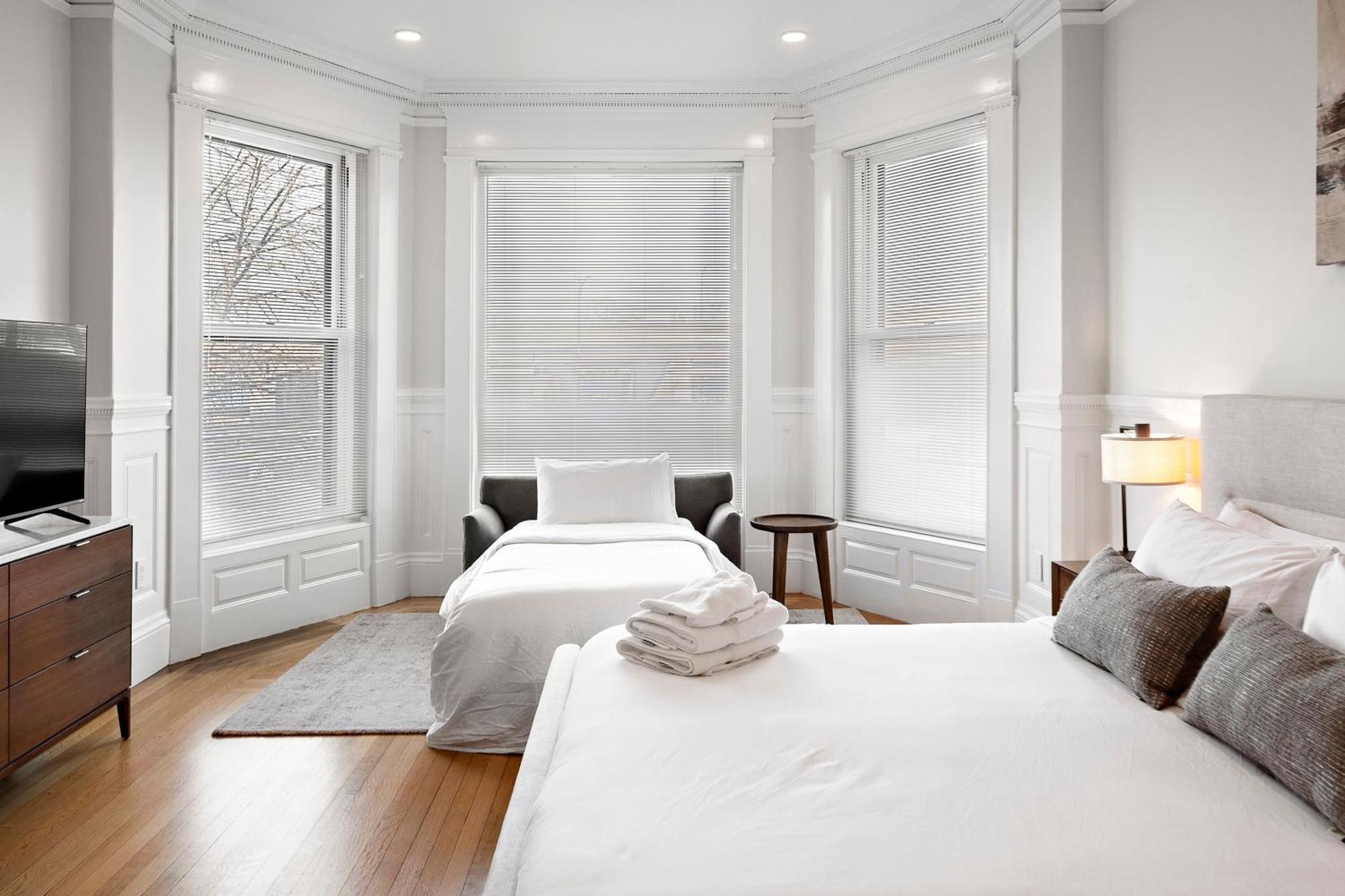 Charlesgate Suites ボストン エクステリア 写真