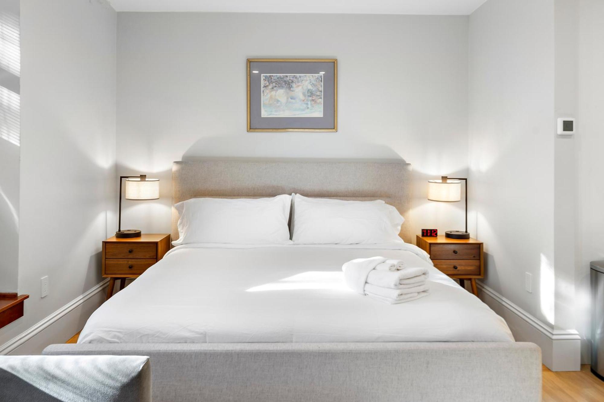 Charlesgate Suites ボストン エクステリア 写真